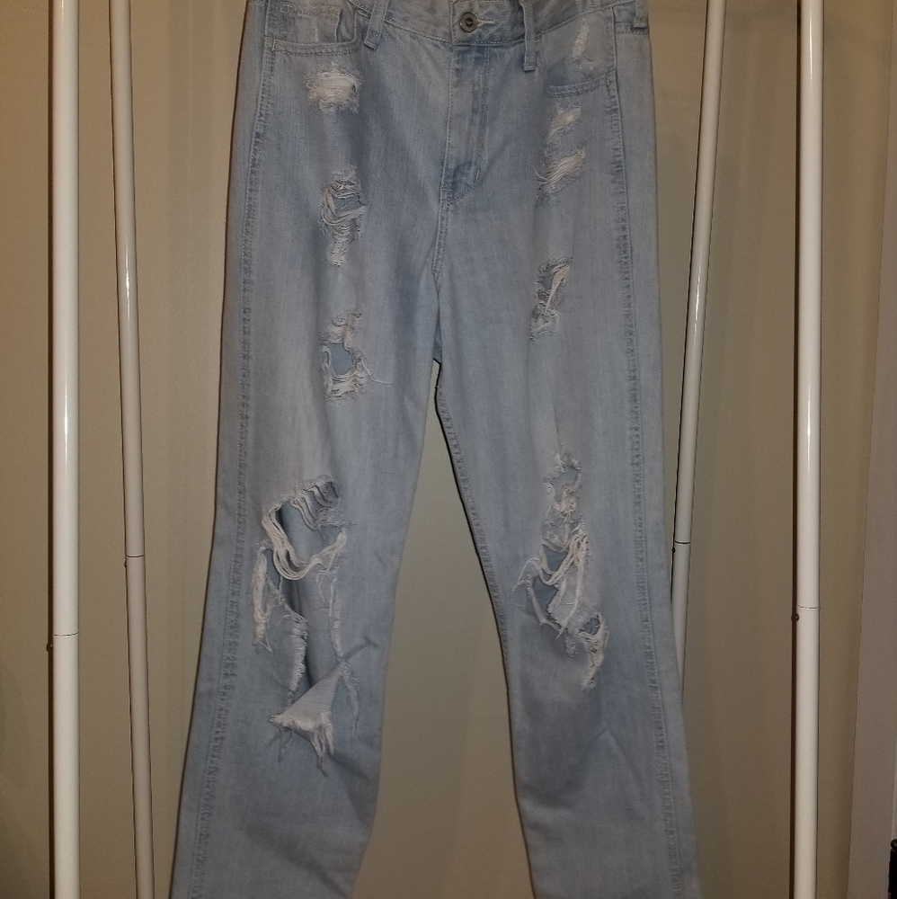 Hollister High Rise Ripped Jean 11/w30, light blue